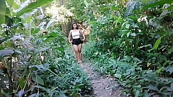 ¡pareja Amateur Se Va De Excursión Y Se Pone Sucia En El Gran Video Al Aire Libre!