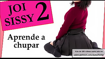 Sissy Feminizado Practica Habilidades Orales Con Semen