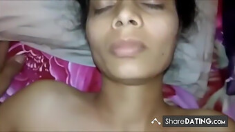 Desi Bhabhi Tập Làm Tình Bị Chồng Đụ Trên Camera