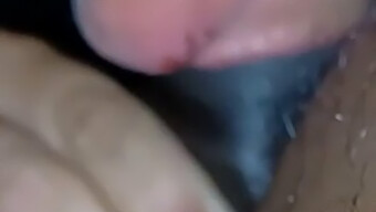 Milf Arabada Blowjob Yapıyor Ve Alıyor