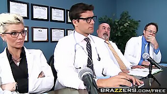 لقاء صريح بين براندي أنيستون ورامون في فيديو ساخن من Brazzers