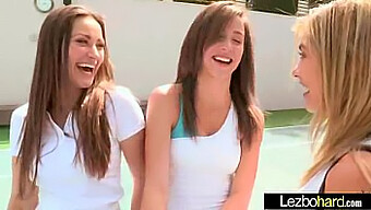 Video Lesbian Amatur Yang Menampilkan Dani Daniels, Lia Lor, Dan Malena Morgan