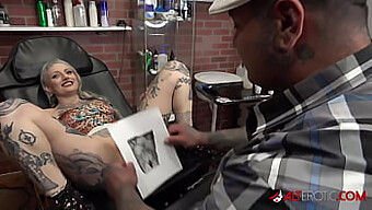 La Tatuada River Dawn Hace Una Mamada Después De Tener Un Tatuaje De Coño